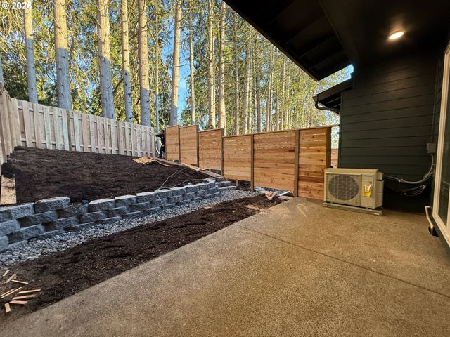 256 Nw MAWRCREST Ave, Gresham, OR 97030