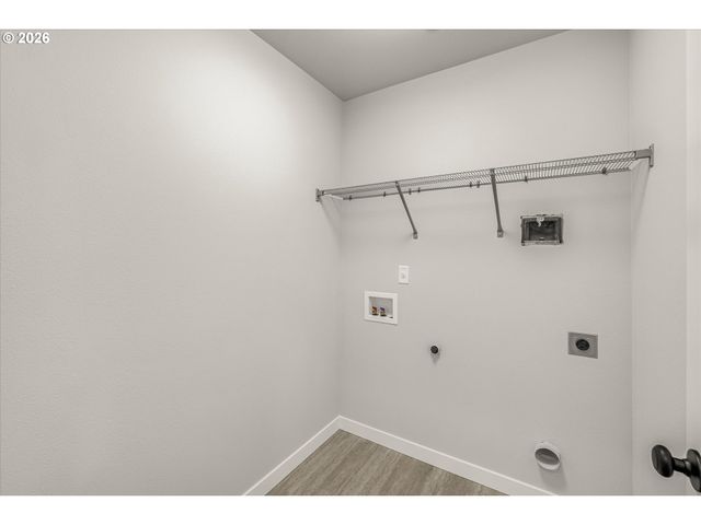 256 Nw MAWRCREST Ave, Gresham, OR 97030