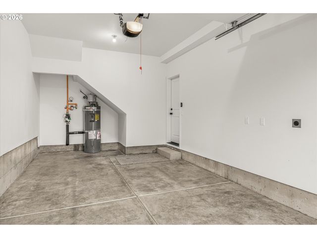 256 Nw MAWRCREST Ave, Gresham, OR 97030