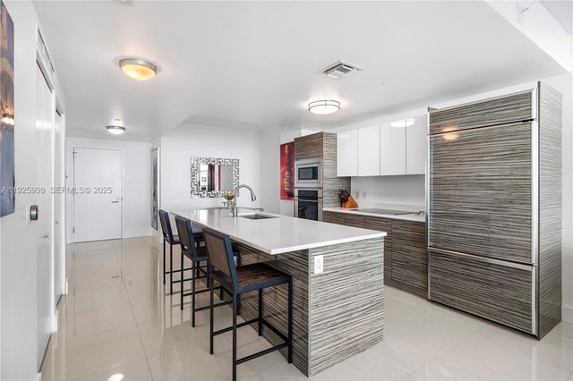 460 NE 28th St 2006, Miami, FL 33137