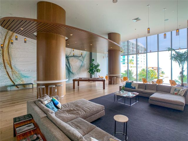 460 NE 28th St 2006, Miami, FL 33137