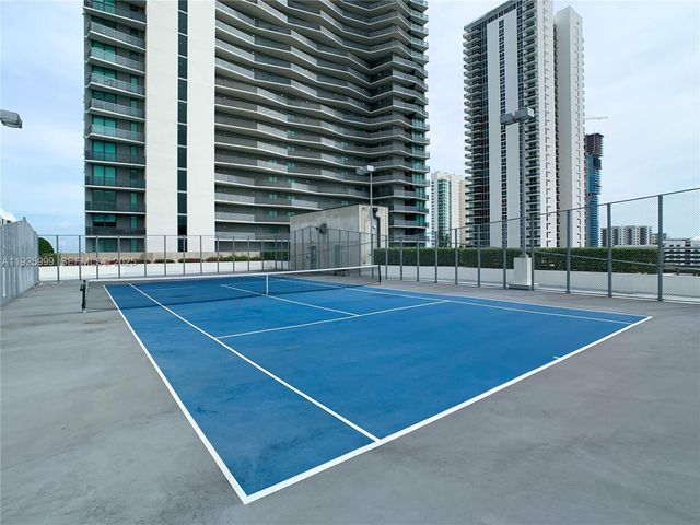 460 NE 28th St 2006, Miami, FL 33137