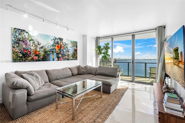 460 NE 28th St 2006, Miami, FL 33137