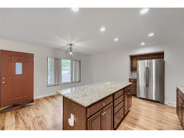 1471 S Welch Ct, Lakewood, CO 80228