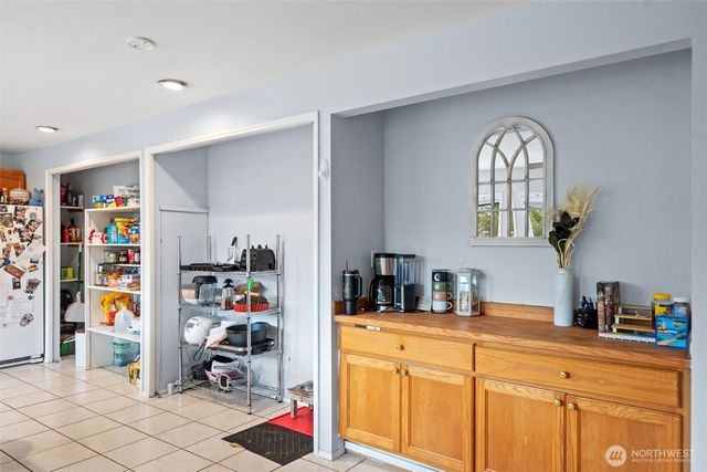 37399 Buck Road NE, Hansville, WA 98340