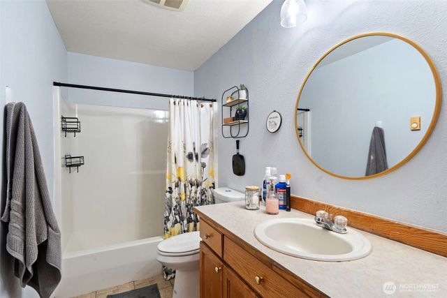 37399 Buck Road NE, Hansville, WA 98340