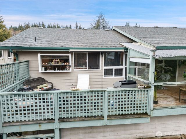 37399 Buck Road NE, Hansville, WA 98340