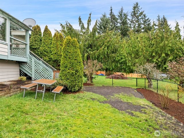37399 Buck Road NE, Hansville, WA 98340
