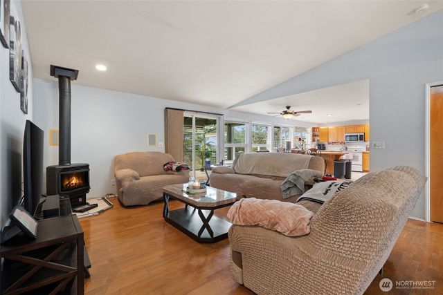 37399 Buck Road NE, Hansville, WA 98340