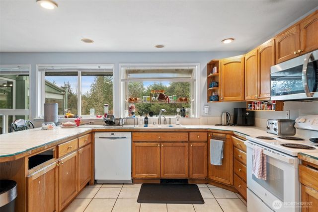 37399 Buck Road NE, Hansville, WA 98340