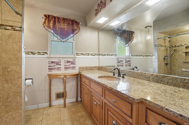 2441 Randall Road, Fort Wayne, IN 46804