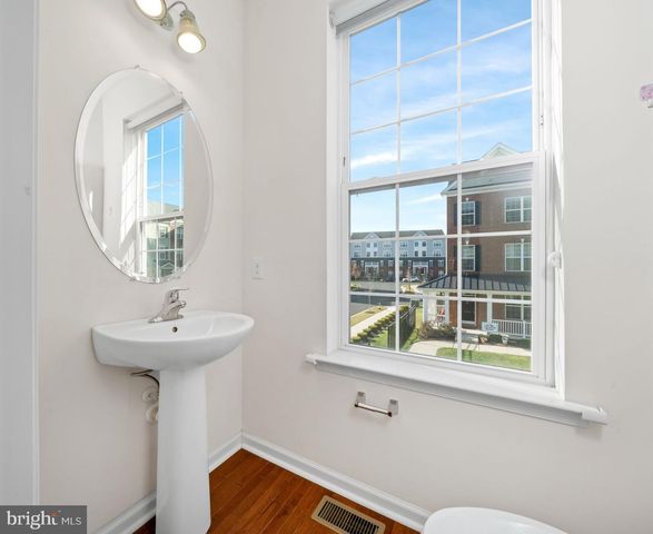 1249 PARISH AVE, Claymont, DE 19703