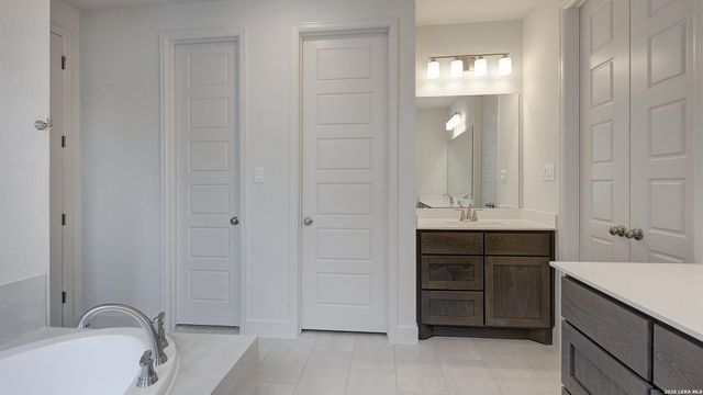 13020 Macar Manor, San Antonio, TX 78245