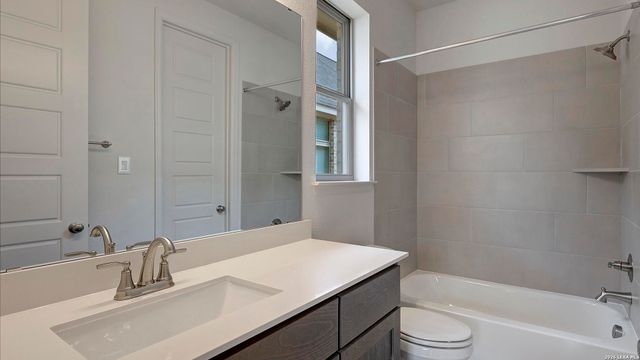 13020 Macar Manor, San Antonio, TX 78245