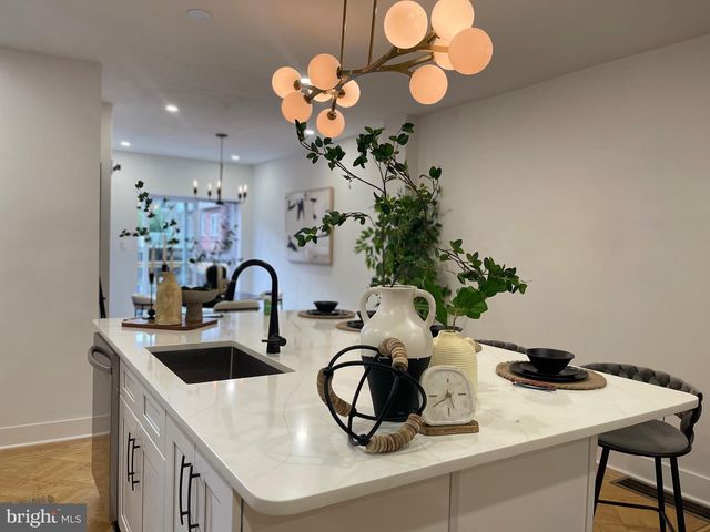 5342 N BROAD ST, Philadelphia, PA 19141