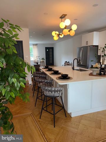 5342 N BROAD ST, Philadelphia, PA 19141