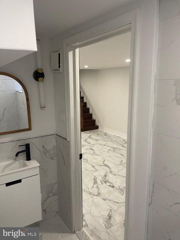 5342 N BROAD ST, Philadelphia, PA 19141