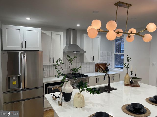 5342 N BROAD ST, Philadelphia, PA 19141