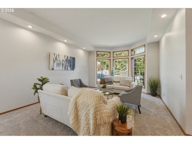 22215 Sw 102ND Pl, Tualatin, OR 97062