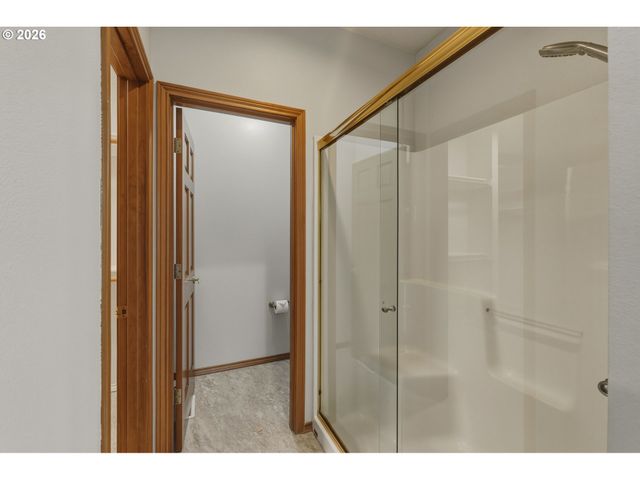 22215 Sw 102ND Pl, Tualatin, OR 97062