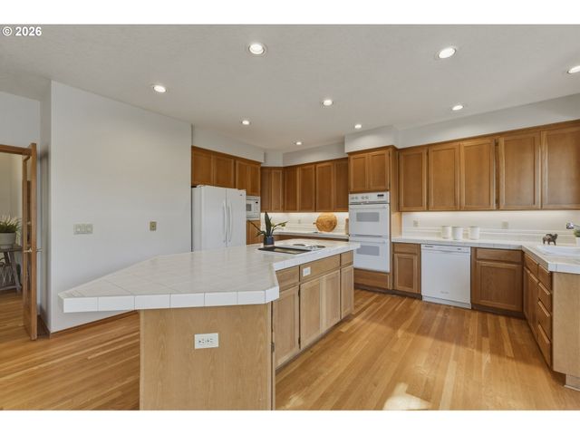 22215 Sw 102ND Pl, Tualatin, OR 97062