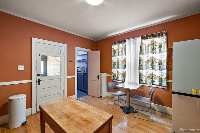 2700 Holmes Street, Hamtramck, MI 48212