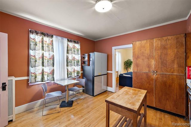 2700 Holmes Street, Hamtramck, MI 48212