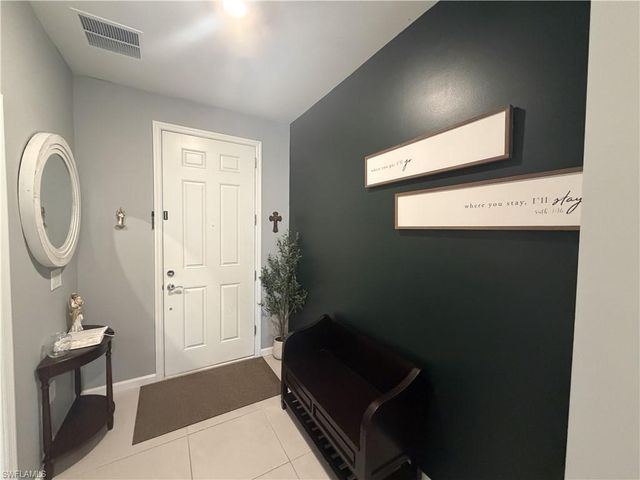 1845 Amador CT, Naples, FL 34120