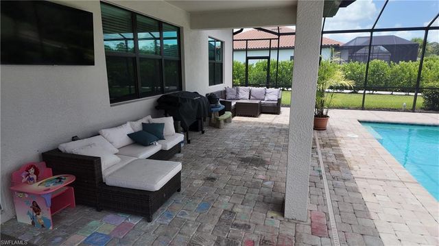 1845 Amador CT, Naples, FL 34120