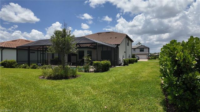 1845 Amador CT, Naples, FL 34120