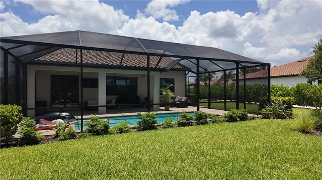 1845 Amador CT, Naples, FL 34120