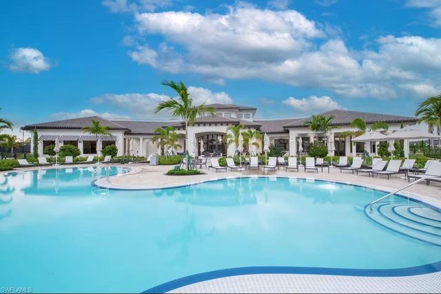 1845 Amador CT, Naples, FL 34120