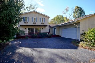 1676 Jersey Street, Lake Milton, OH 44429