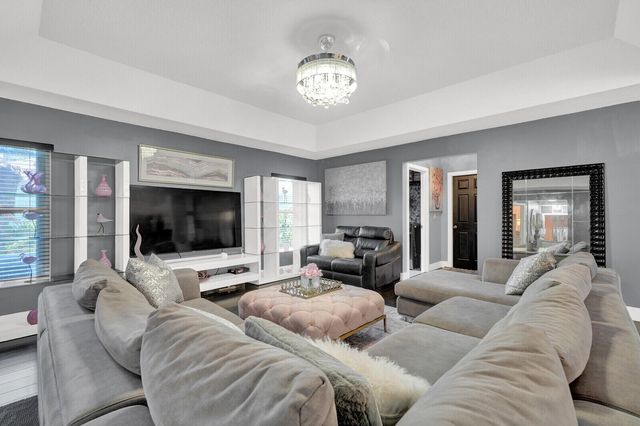 184 SE Osprey Ridge, Port St. Lucie, FL 34984