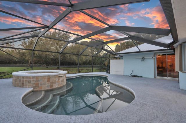 184 SE Osprey Ridge, Port St. Lucie, FL 34984