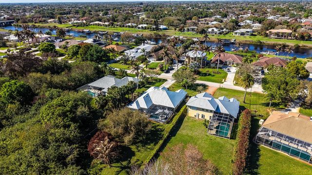184 SE Osprey Ridge, Port St. Lucie, FL 34984