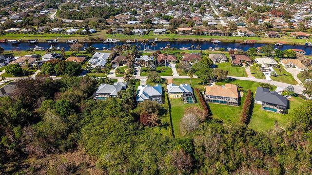 184 SE Osprey Ridge, Port St. Lucie, FL 34984