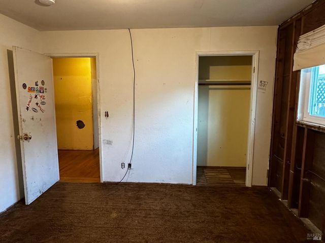 2314 Olympia Dr, Santa Rosa, CA 95405