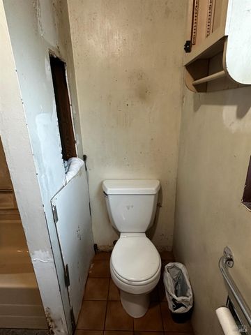 2314 Olympia Dr, Santa Rosa, CA 95405