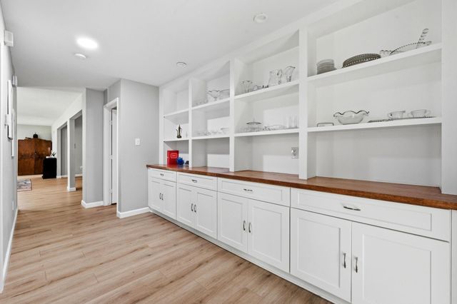 5222 Ranch Hill Drive, Magnolia, TX 77354