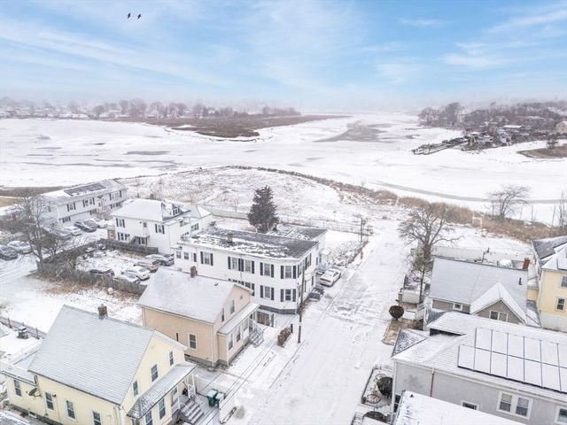 10 River Street Pl, Lynn, MA 01905