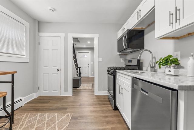 10 River Street Pl, Lynn, MA 01905