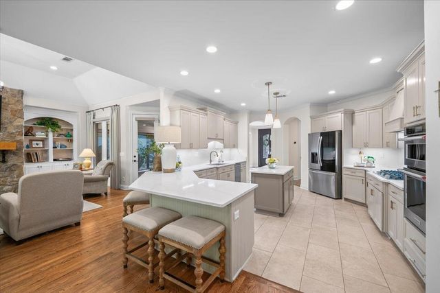 1689 DE HAIG LN, Collierville, TN 38017