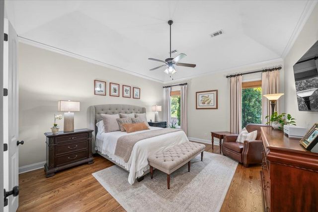 1689 DE HAIG LN, Collierville, TN 38017