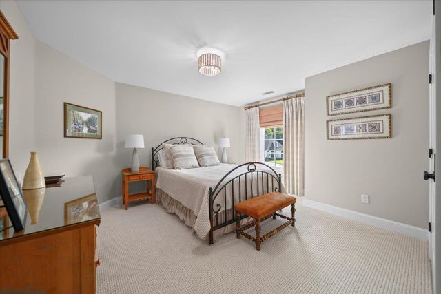1689 DE HAIG LN, Collierville, TN 38017