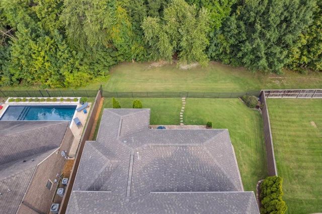 1689 DE HAIG LN, Collierville, TN 38017