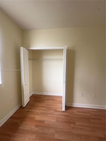 1662 SE 27th Dr 209, Homestead, FL 33035