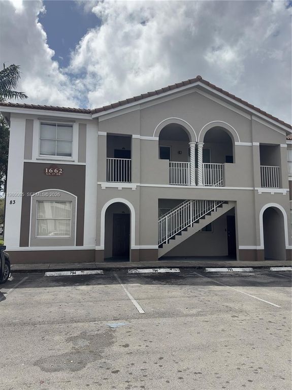 1662 SE 27th Dr 209, Homestead, FL 33035