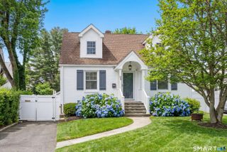 98 Cambridge Street, Fairfield, CT 06824