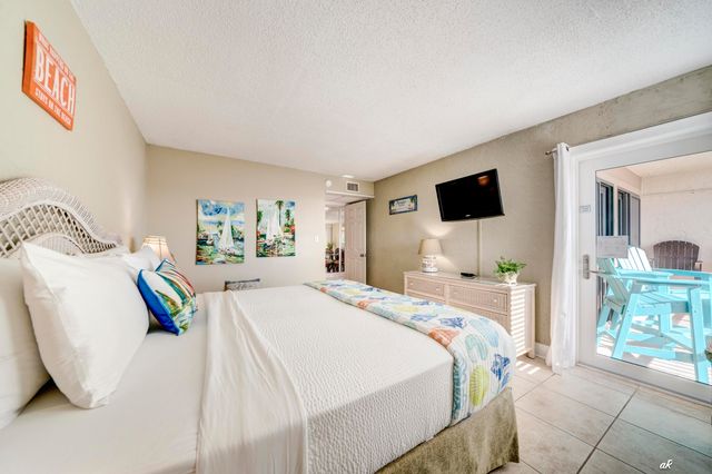 8727 Thomas Drive C17, Panama City Beach, FL 32408